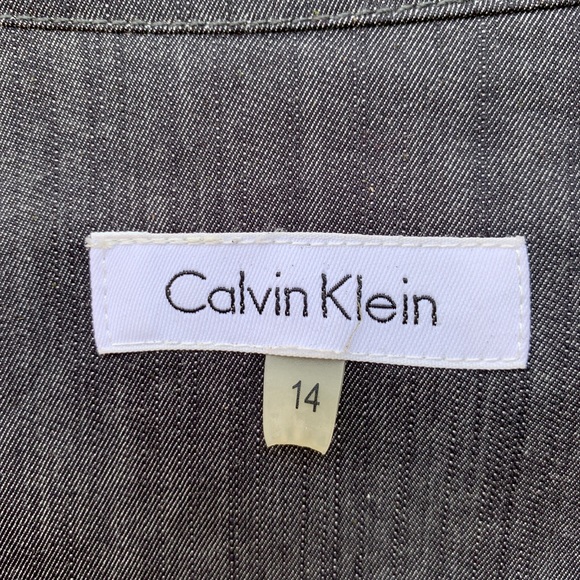 Calvin Klein || Jacket - Picture 7 of 7
